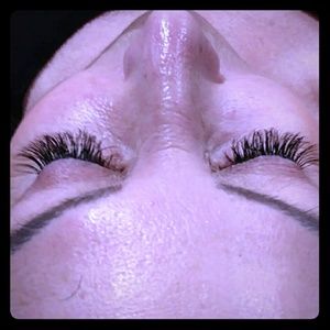 Individual eyelash extensions $90 full set $50 fil